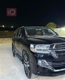 تويوتا لاندكروزر